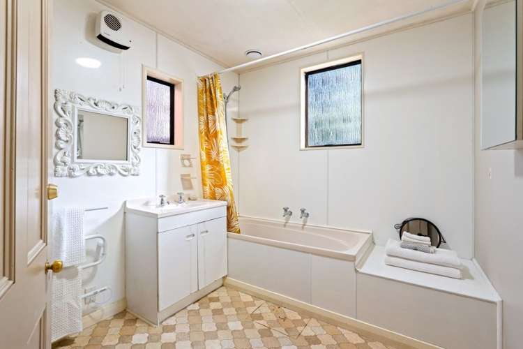 68 Grosvenor Street Kensington_13