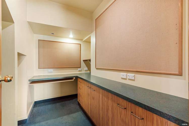 15 Dart Place Fernhill/Sunshine Bay_13