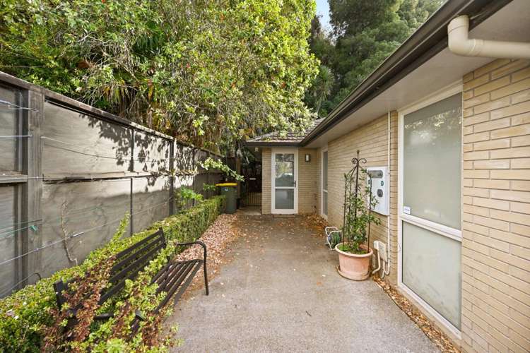 2/54 Boundary Road 1055_1