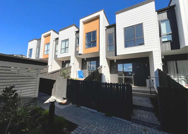 42 Don Oliver Lane Glen Eden_17