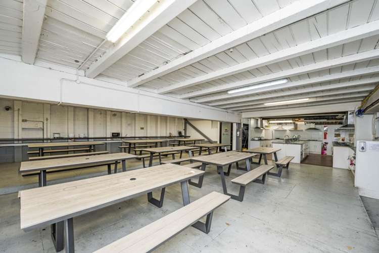 6A Glenside Crescent Eden Terrace_5