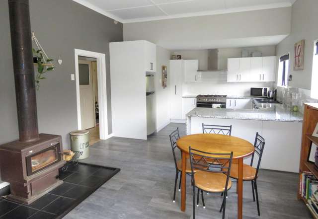 32 Coal Street Reefton_3