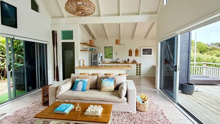 44 Blackwell Drive Great Barrier Island_4