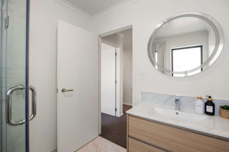 1/36 Maanihi Drive Rototuna North_15