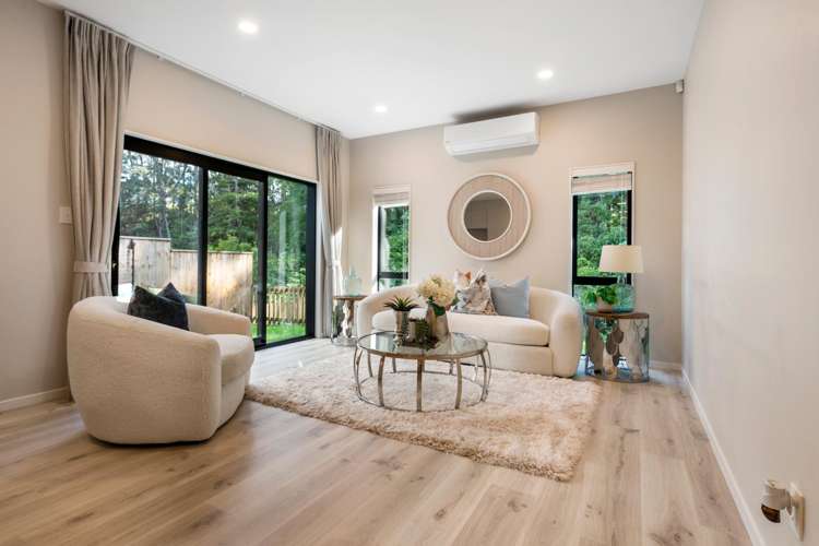 8 Tagish Way Orewa_4