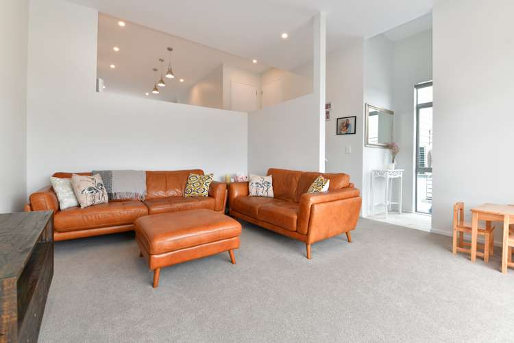 8 Watermill Lane Silverdale_11