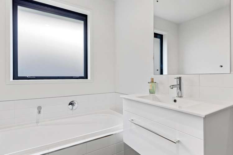 61 Henshaw Street Woodend_12