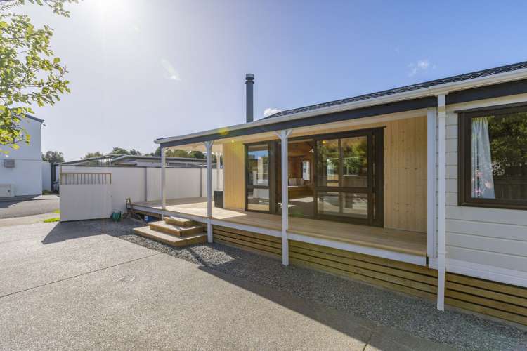 8a Hurley Road Paraparaumu Beach_16