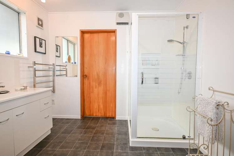 10 Whitcombe Terrace Hokitika_8