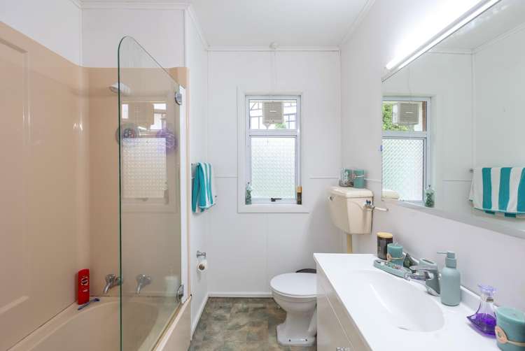 1/17A Keir Crescent Masterton_11