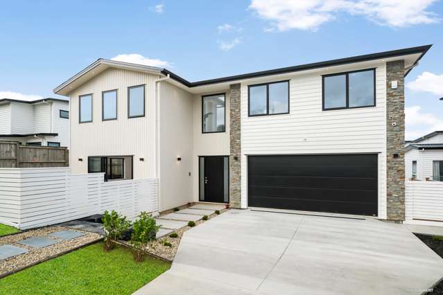 Supersize in Orewa