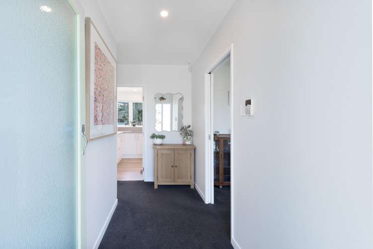 6 Thornlow Street Glendene_17