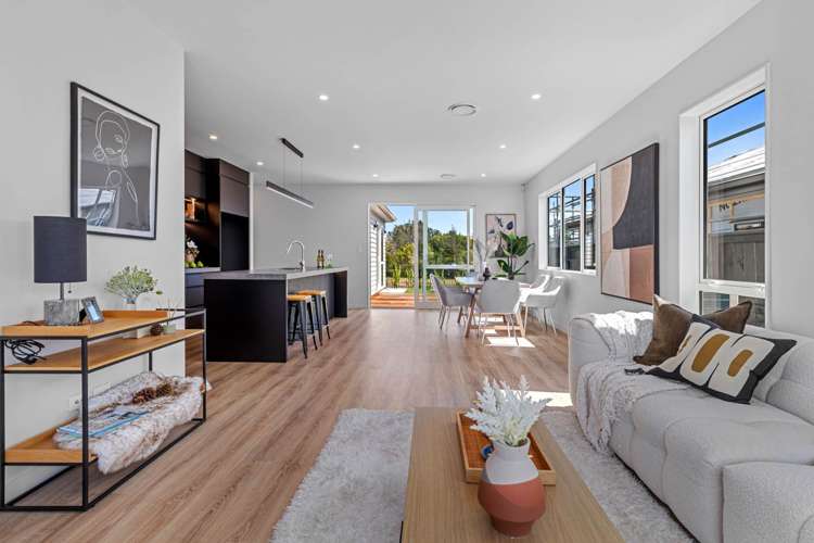 37 Tipu Crescent Wainui_2