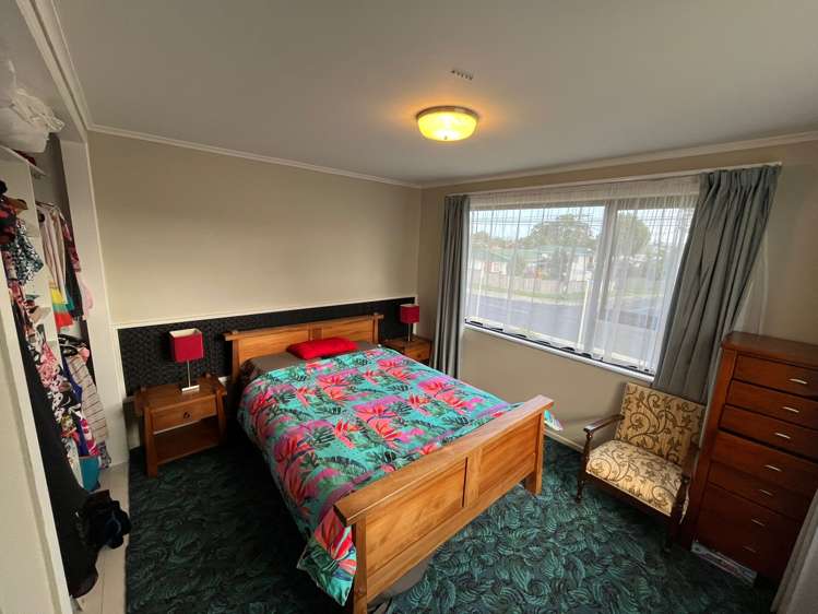 35 Vera Road Te Atatu South_8