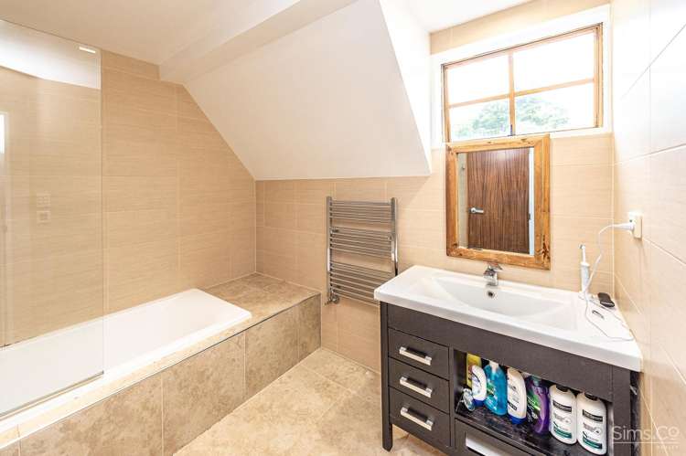 1a Brassey Road Saint Johns Hill_29