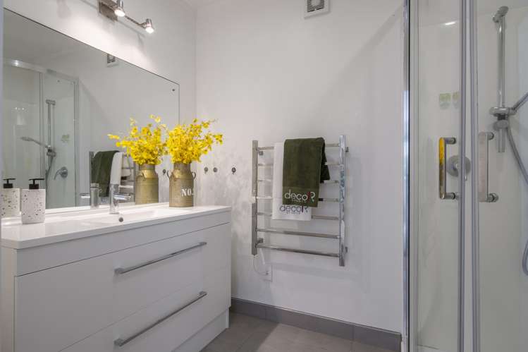 46 Parr Terrace Castor Bay_10