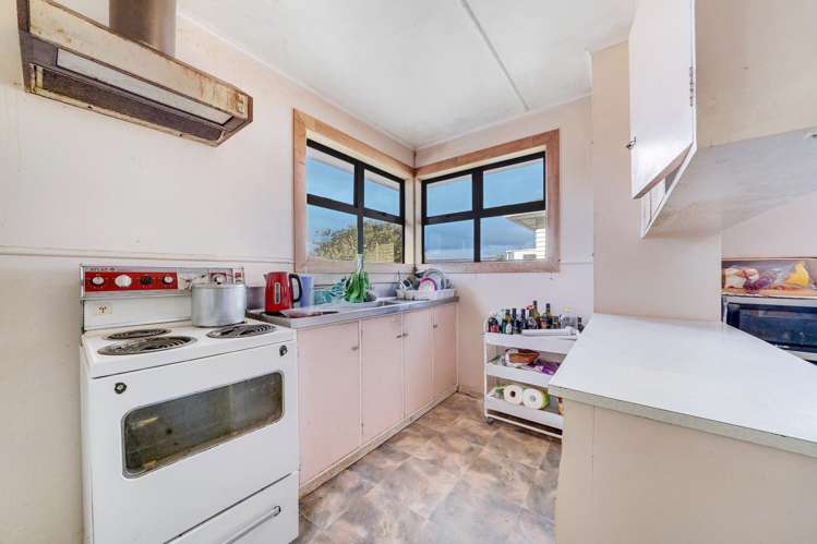 9 Michelle Place Mangere_4