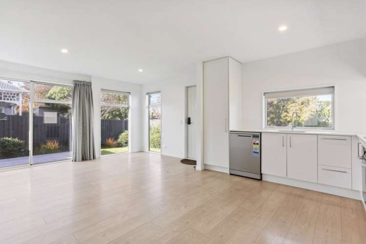 1/266 Selwyn Street Spreydon_16