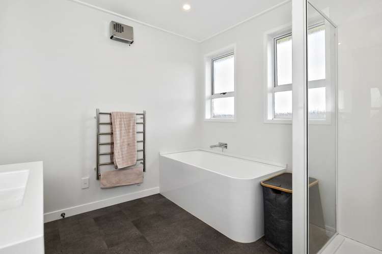 196 Highcliff Road Shiel Hill_13