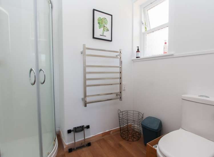 2 Bains Avenue 1074_14