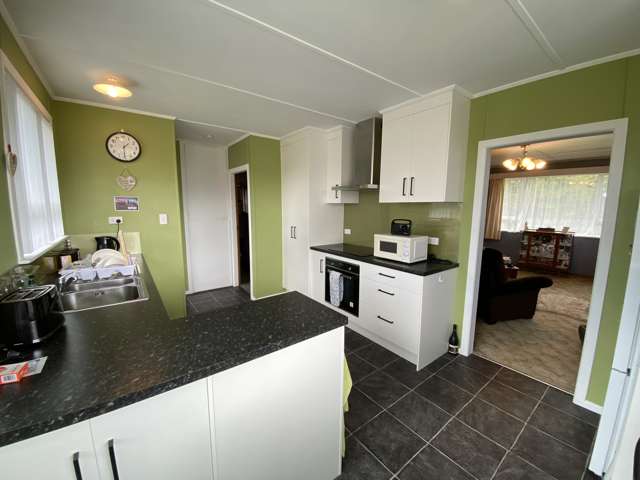 36 High Street Eltham_4