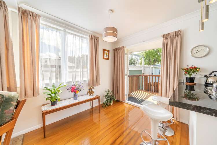 2/32 Bay Street Petone_17