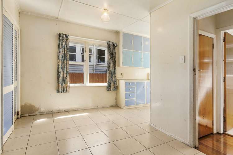 84 Coast Road Wainuiomata_3