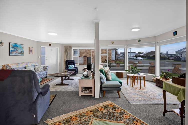 11 Grey Street Hawera_4