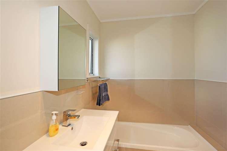 1/15 Cameron Street Papakura_11