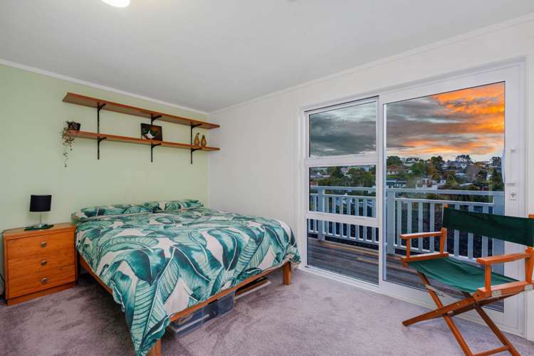 26 Squirrel Lane Browns Bay_17