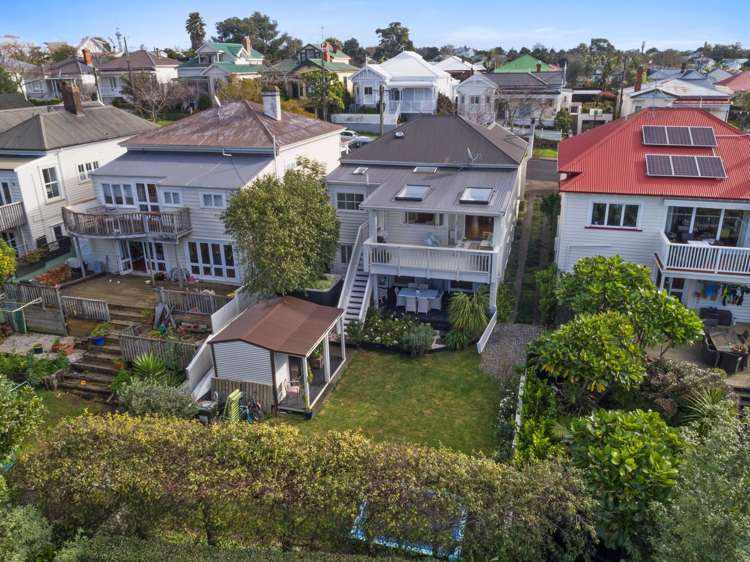 28 Roslyn Terrace Devonport_23
