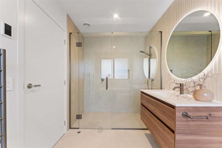 34 Greenway Crescent Richmond_24