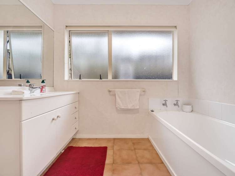 50A Torkar Road Clarks Beach_17