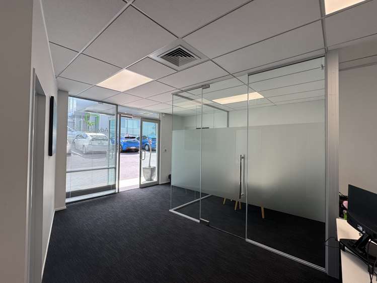 B/33 Apollo Drive Rosedale_9