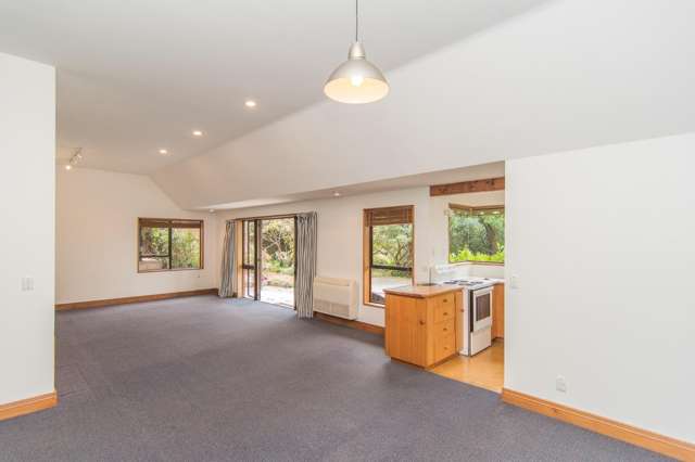 15B Kitchener Square 11278_2