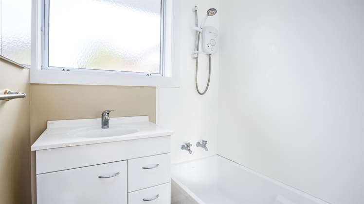 117 Barrington Street Somerfield_13