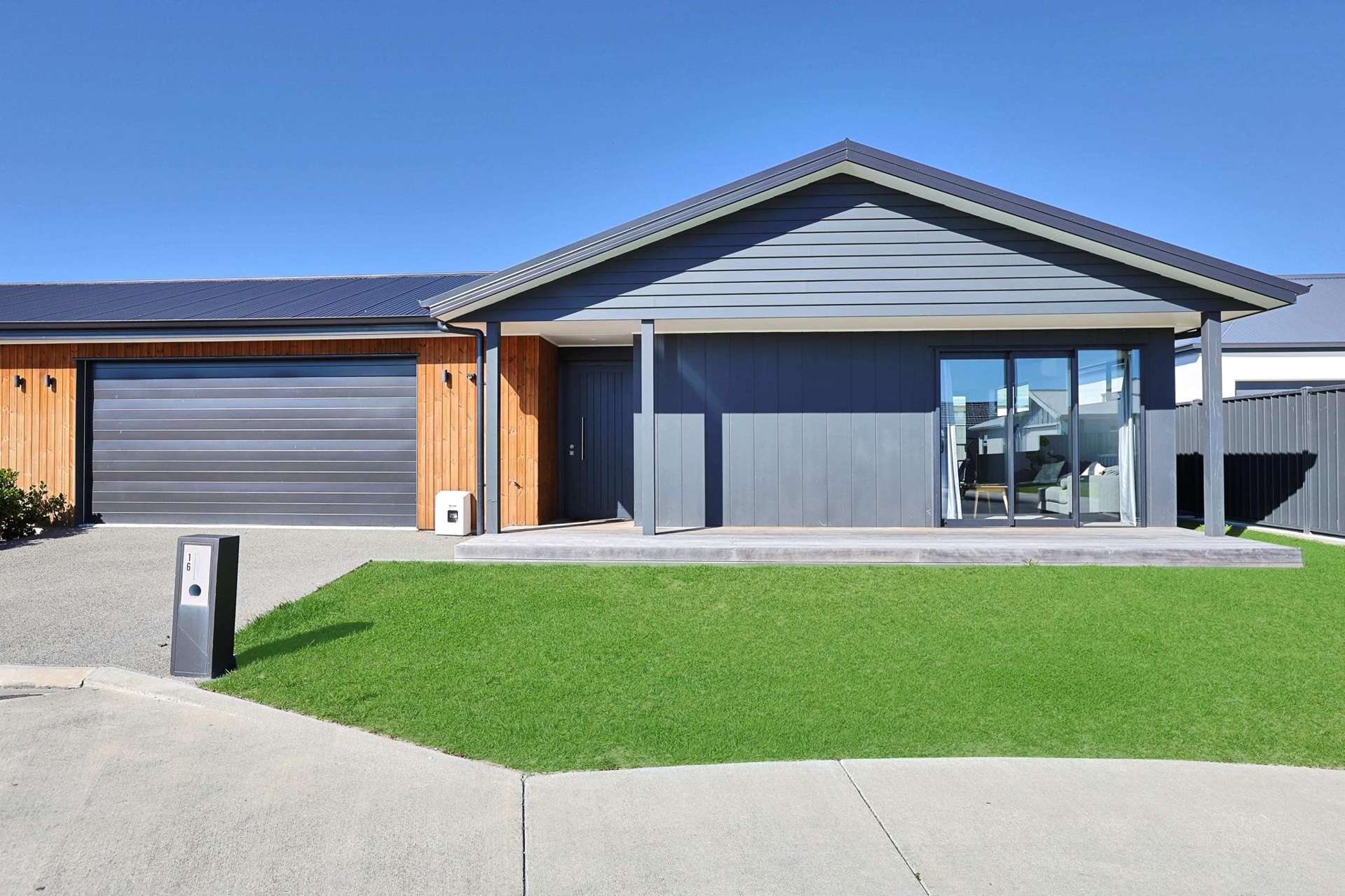 16 Cassin Place Taradale_0