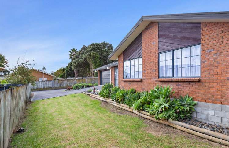 10 Woodlark Close Manurewa_12