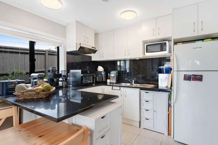 1/60 Richard Farrell Avenue Remuera_16