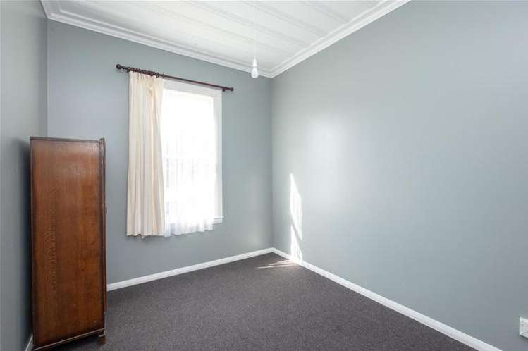 84 Riemenschneider Street Manaia_5