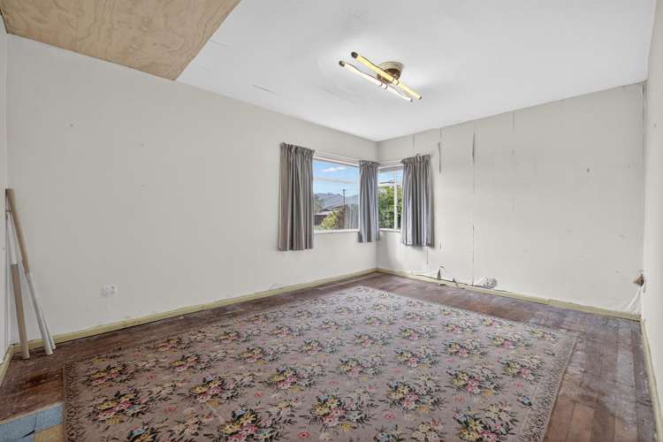 69 Hargood Street Woolston_16