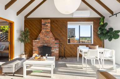 2B Happy Valley Road_4