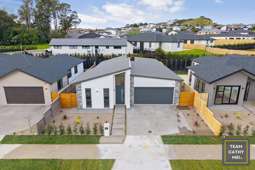 Brand New with 2 Masters Ensuites! Must SEE!