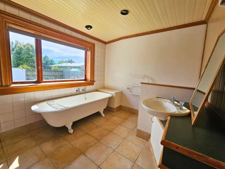 7 Dillons Point Road Islington_14