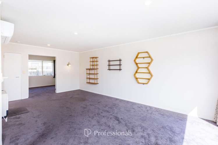 41/17 John Street Trentham_7
