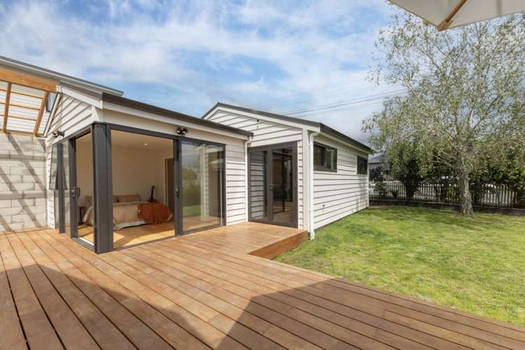 23 Archibald Road Kelston_13