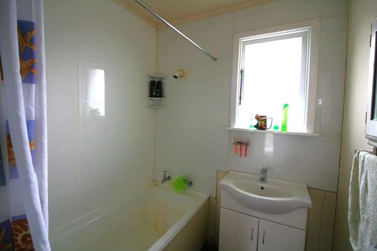 593 Tweed Street Newfield_4