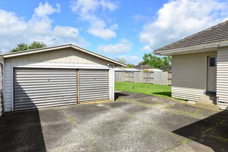 42 Montgomery Crescent Bader_8