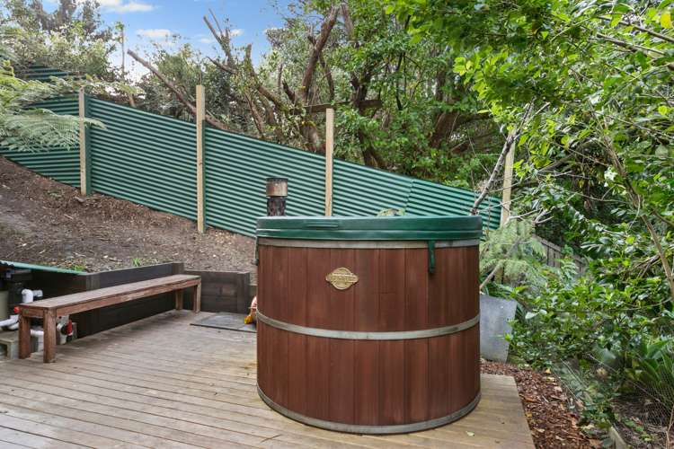 1/7 Wiriana Place Stanmore Bay_16