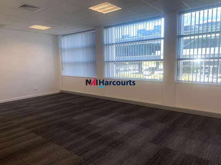 Building 3/61 Constellation Drive Rosedale_5